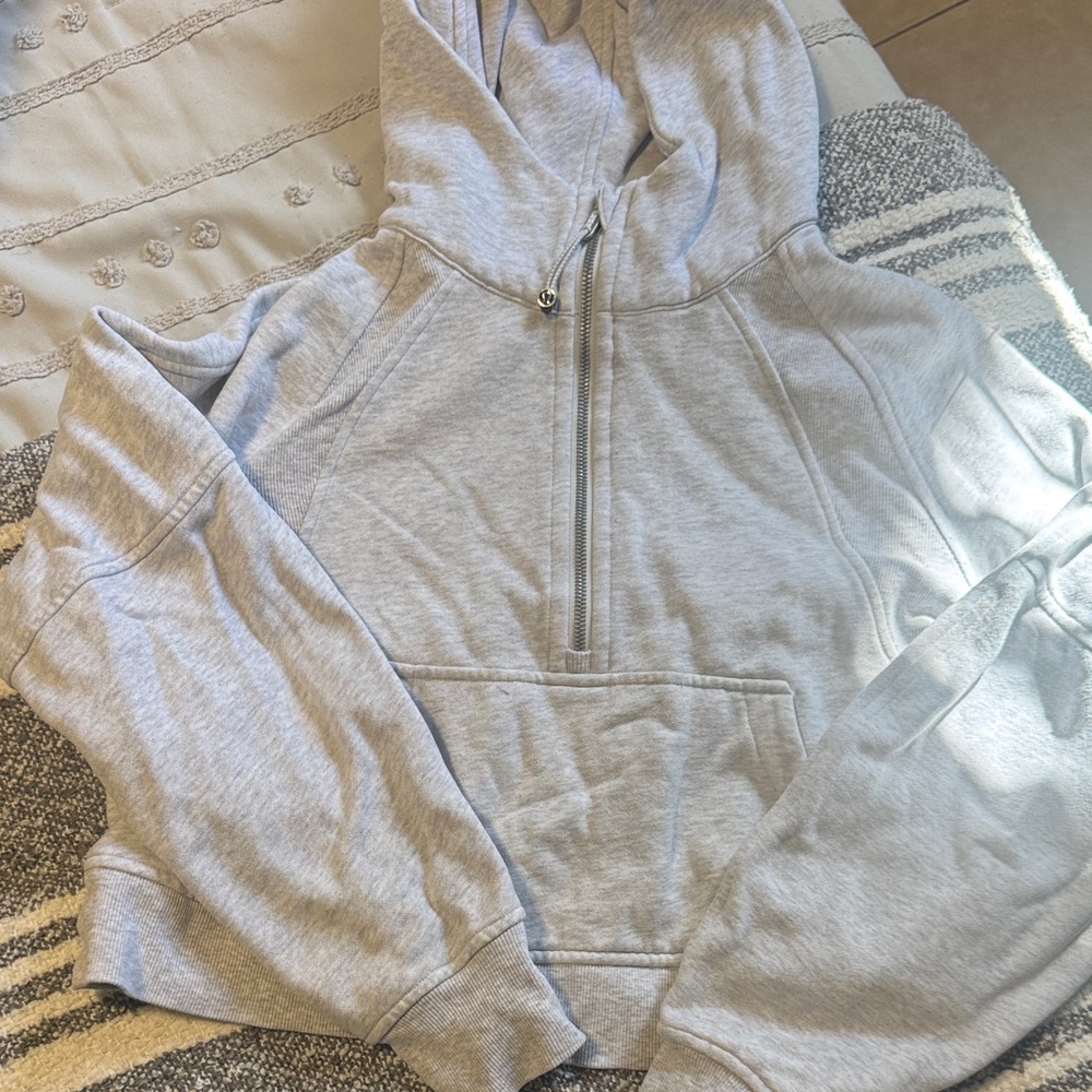 Gray Half-Zip Scuba